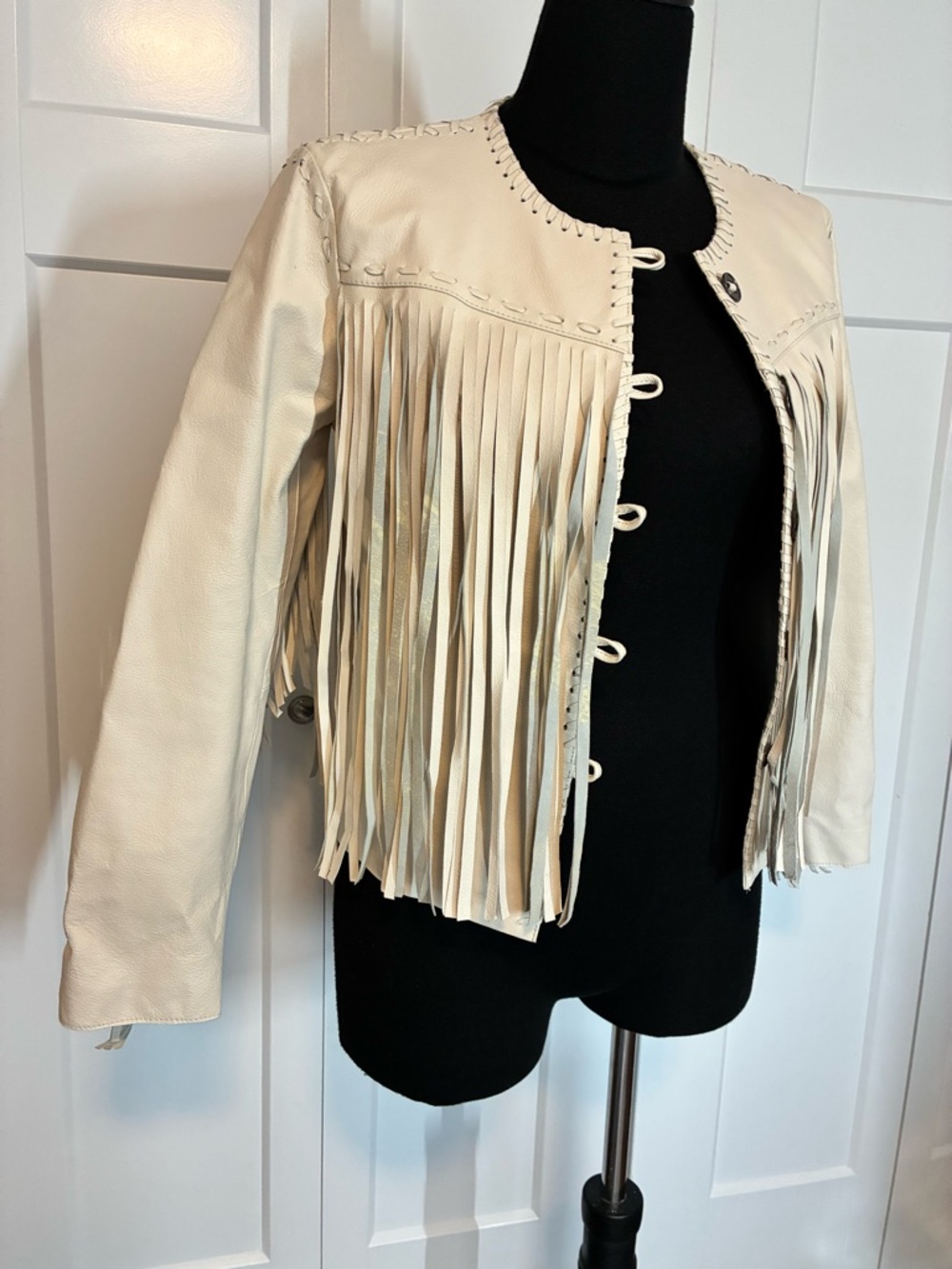 Boston Proper Women’s XS Fringed White Leather Jacket Boho Hippie